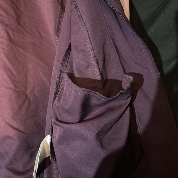 Nike warm-up jacket women’s small purple, pink and white - Picture 4 of 7